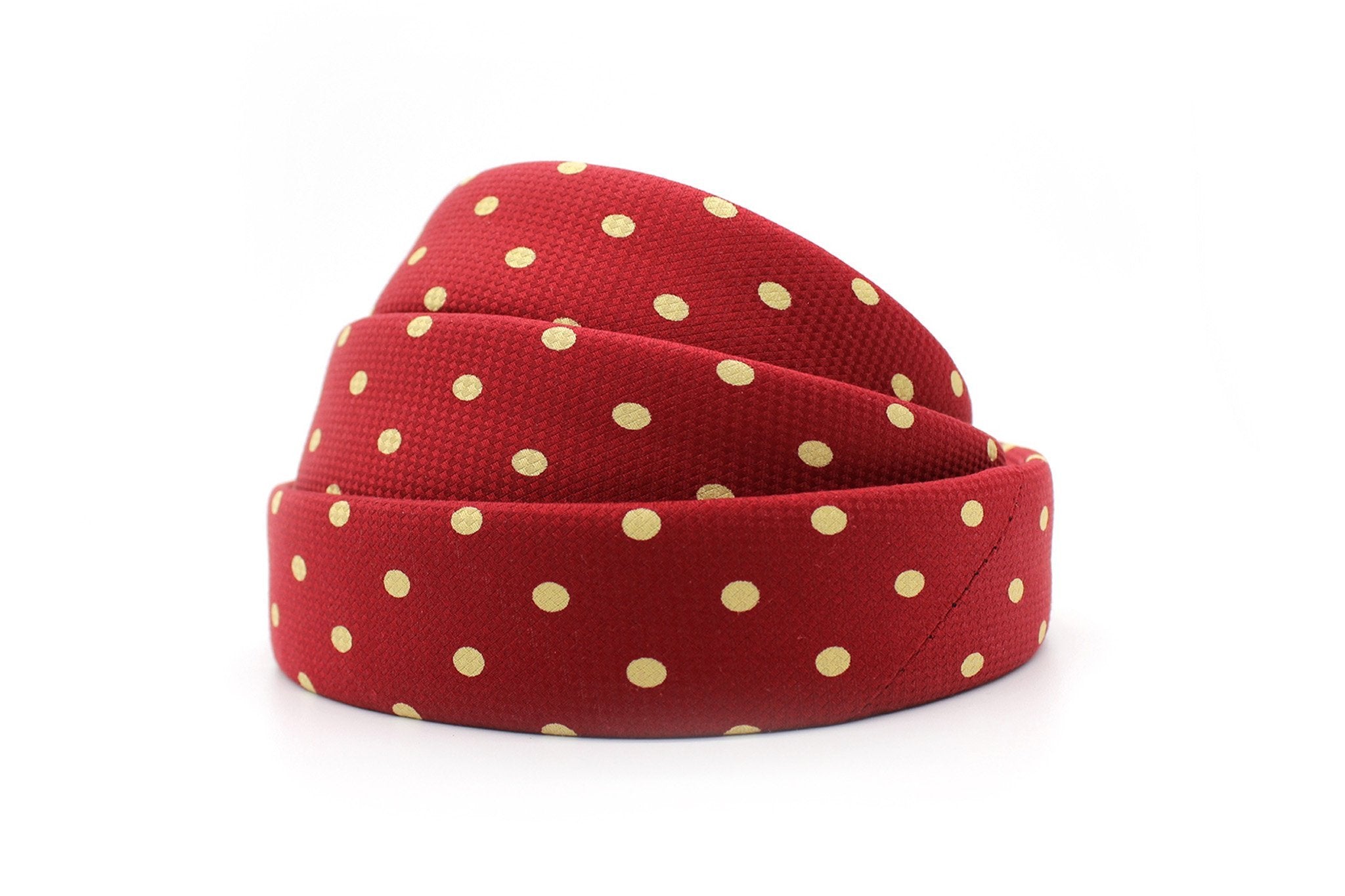 KRAGÜ DOTS SPRING RED - KRAGÜ GÜRTEL AUS SEIDE MIT SILBERNER GÜRTELSCHNALLE. DAS MODISCHE ACCESSOIRE. AUFFÄLLIG, STYLISCH UND MODERN.