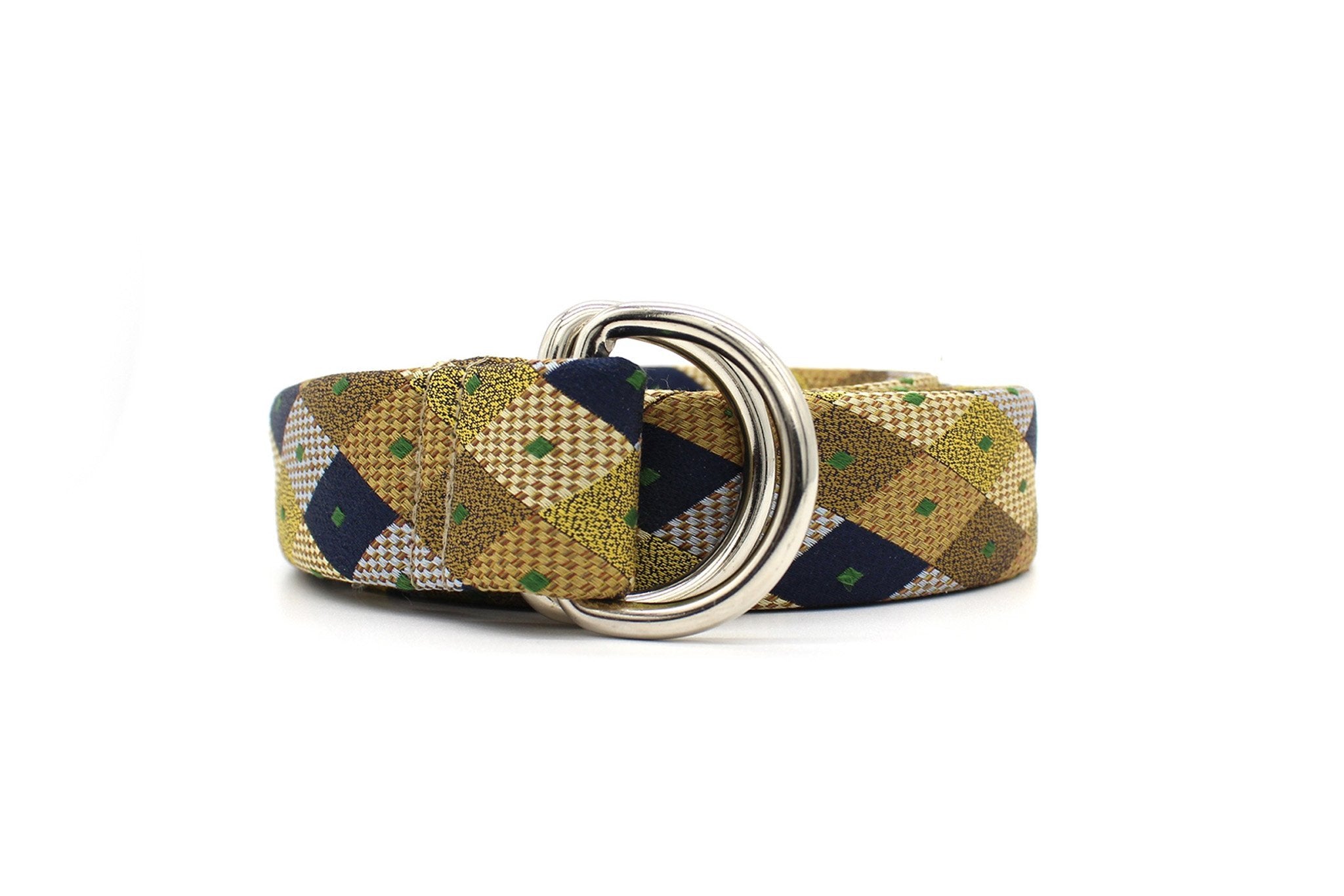 KRAGÜ CHECK '70s - KRAGÜ GÜRTEL AUS SEIDE MIT SILBERNER GÜRTELSCHNALLE. DAS MODISCHE ACCESSOIRE. AUFFÄLLIG, STYLISCH UND MODERN.