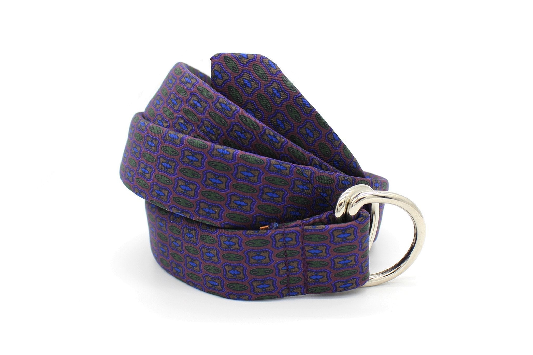 KRAGÜ PURPLE PHANTASY - KRAGÜ GÜRTEL AUS SEIDE MIT SILBERNER GÜRTELSCHNALLE. DAS MODISCHE ACCESSOIRE. AUFFÄLLIG, STYLISCH UND MODERN.
