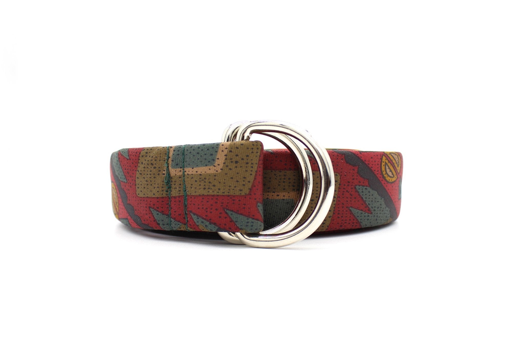 KRAGÜ SECRET SIGNS MULTICOLOR - KRAGÜ GÜRTEL AUS SEIDE MIT SILBERNER GÜRTELSCHNALLE. DAS MODISCHE ACCESSOIRE. AUFFÄLLIG, STYLISCH UND MODERN.